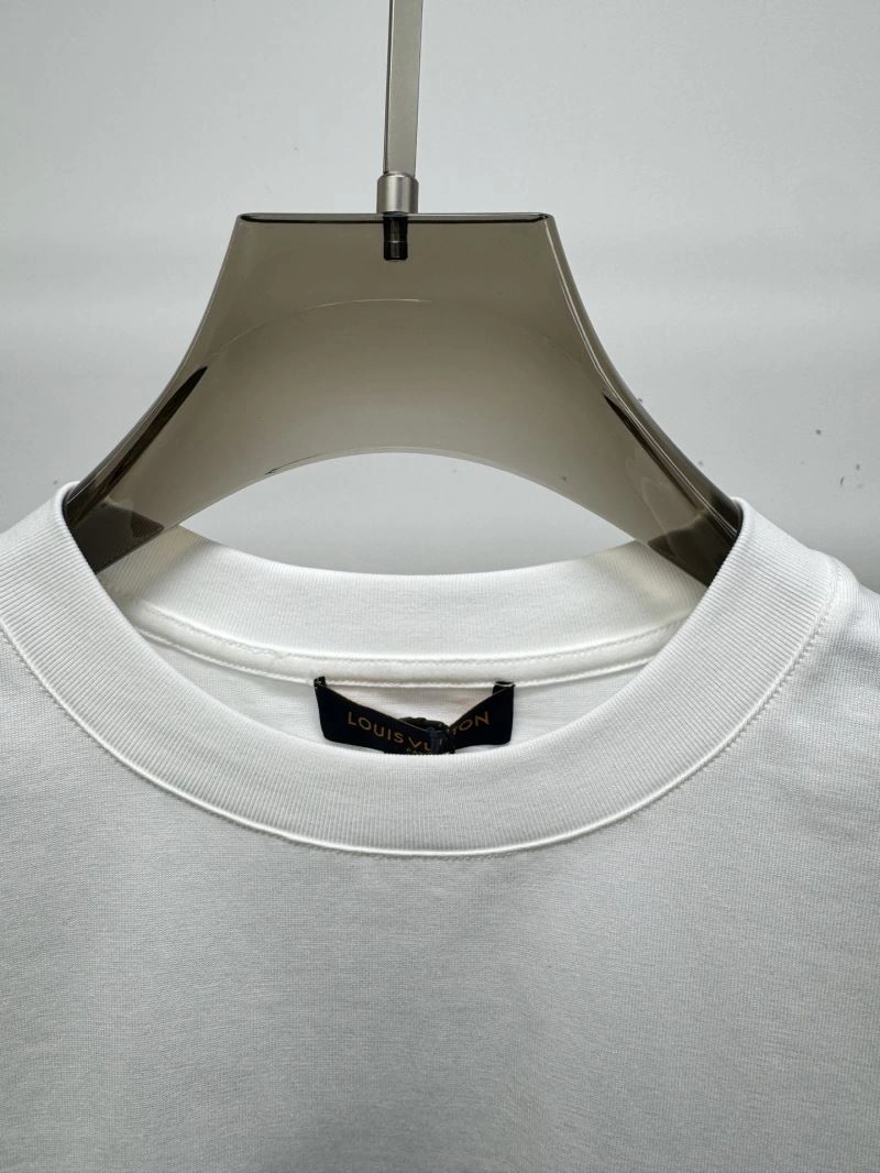Louis Vuitton T-Shirts Seasonal 134179