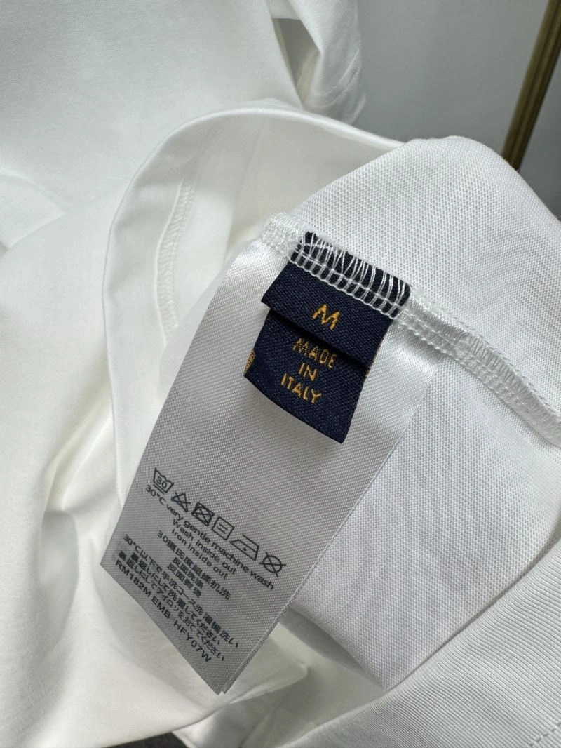Louis Vuitton T-Shirts Seasonal 134179
