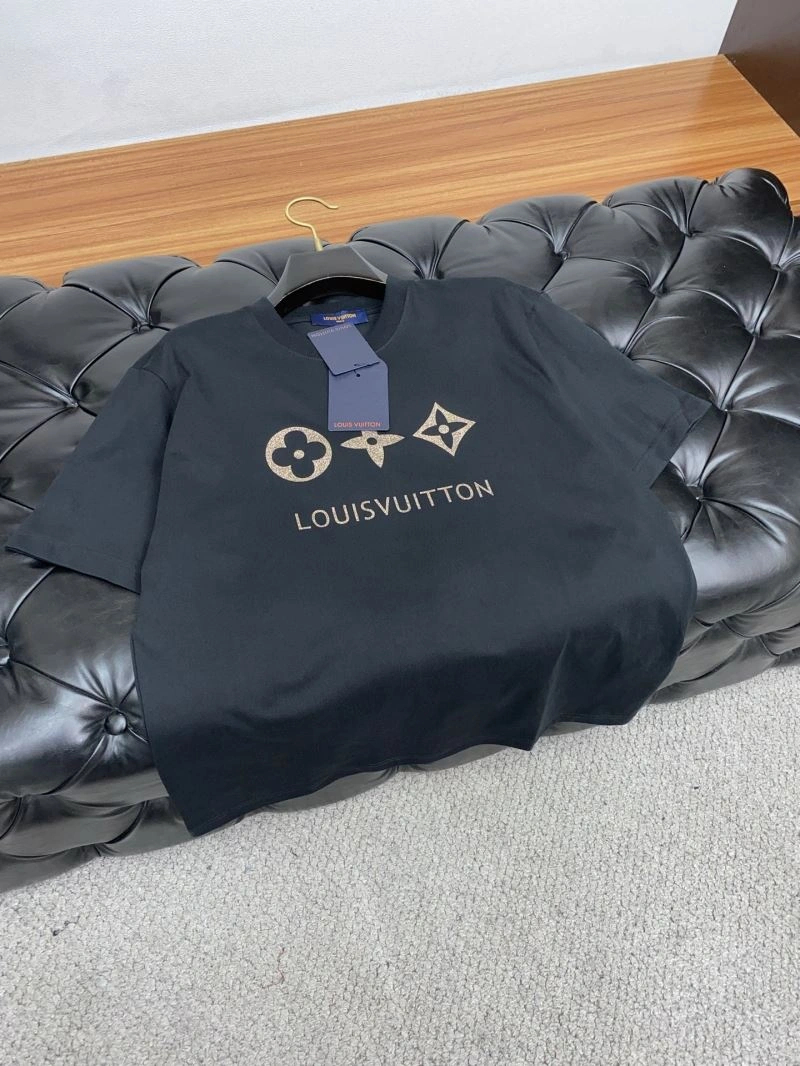 Bright Louis Vuitton T-Shirts 134193