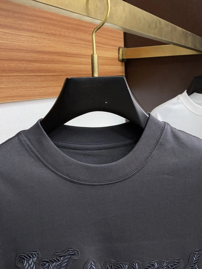 Louis Vuitton T-Shirts Fashionable 134178