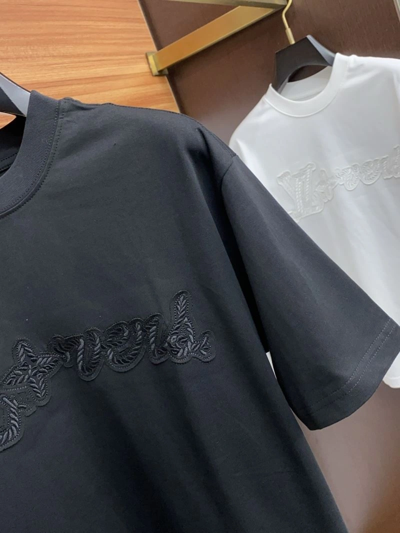 Louis Vuitton T-Shirts Neat 134186