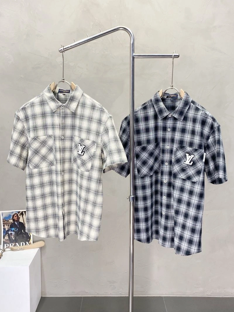 Louis Vuitton T-Shirts Modern 134181