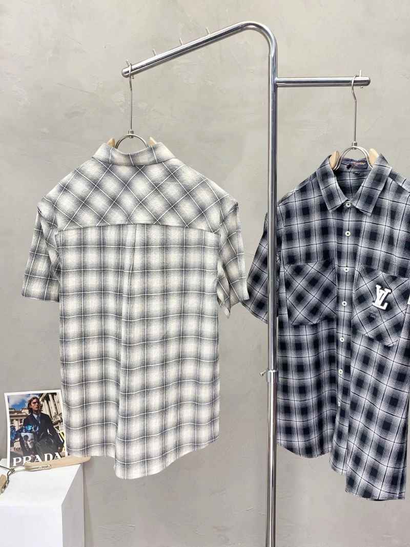 Louis Vuitton T-Shirts Modern 134181