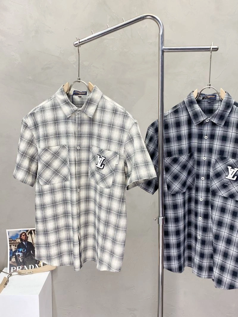 Louis Vuitton T-Shirts Modern 134181