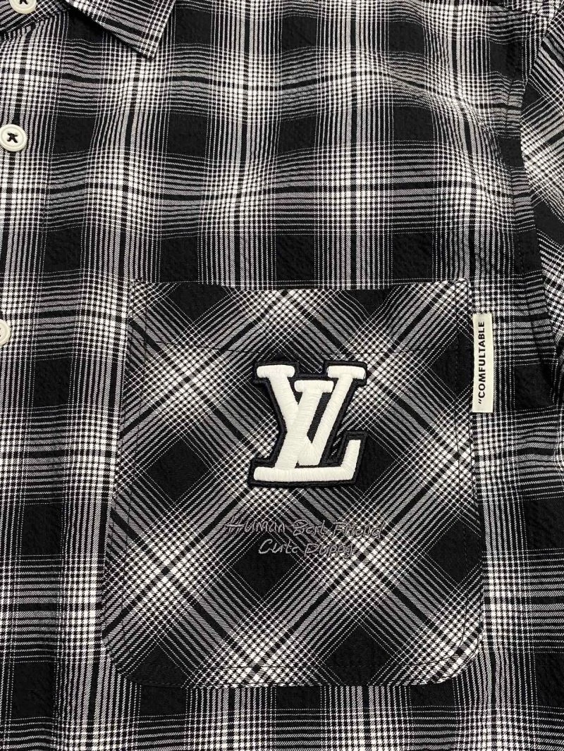 Louis Vuitton T-Shirts Modern 134181