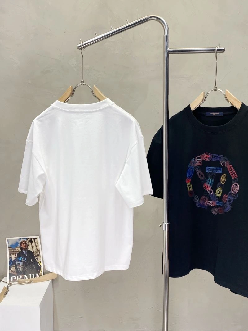 WeatherProof Louis Vuitton T-Shirts 134180