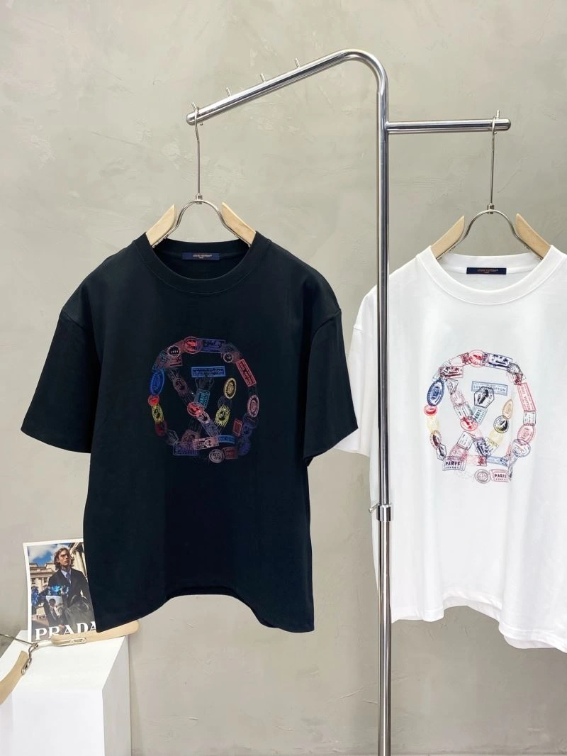 WeatherProof Louis Vuitton T-Shirts 134180