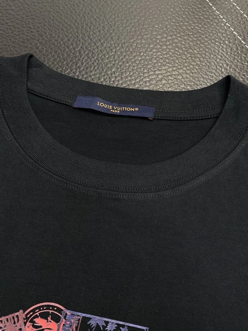 WeatherProof Louis Vuitton T-Shirts 134180