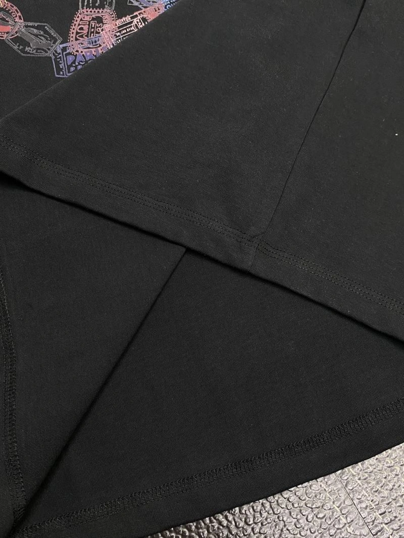 WeatherProof Louis Vuitton T-Shirts 134180