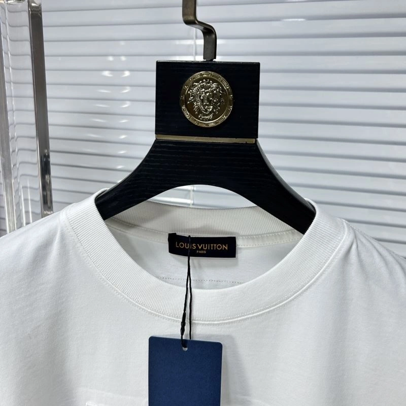 Louis Vuitton T-Shirts Functional 134175