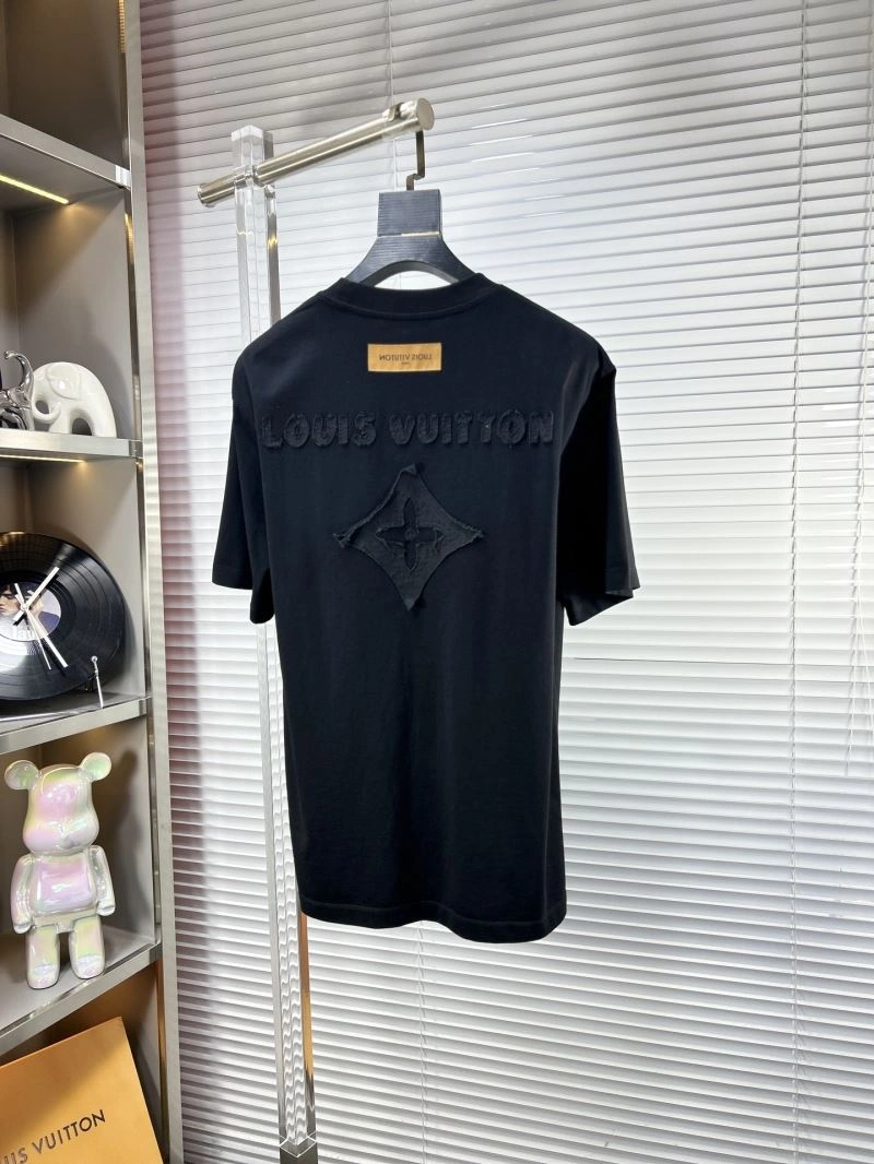 Chic Louis Vuitton T-Shirts 134182
