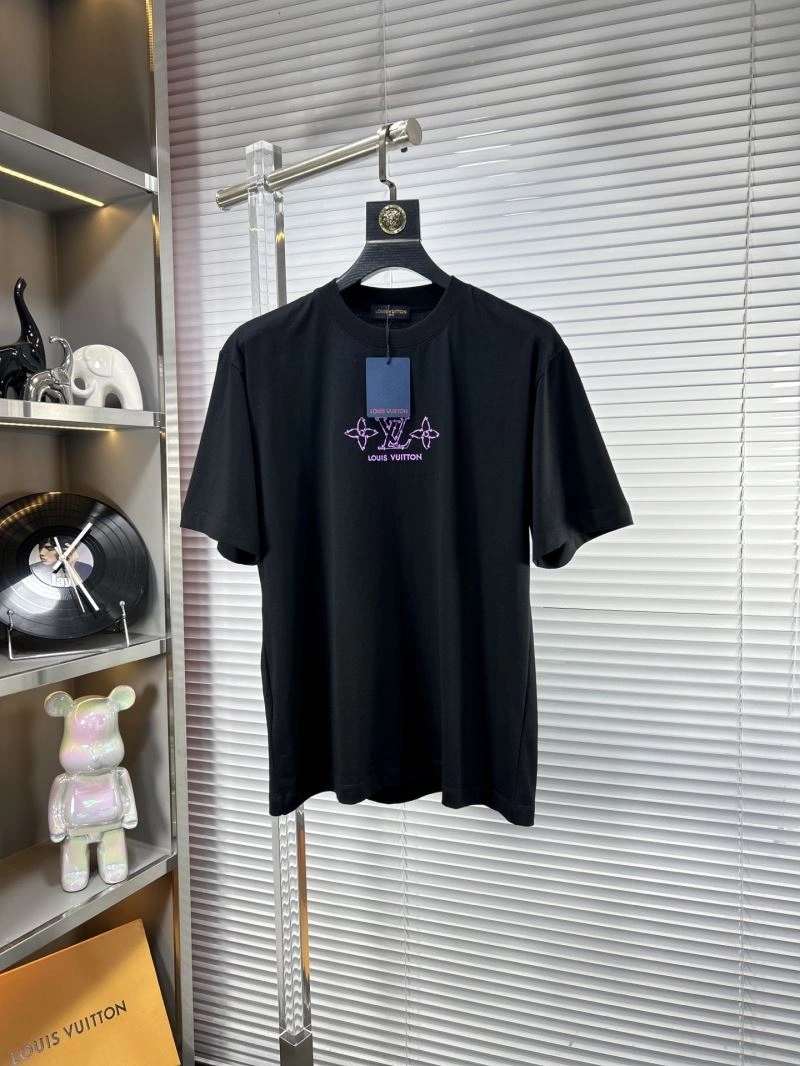 Louis Vuitton T-Shirts MultiPurpose 134166