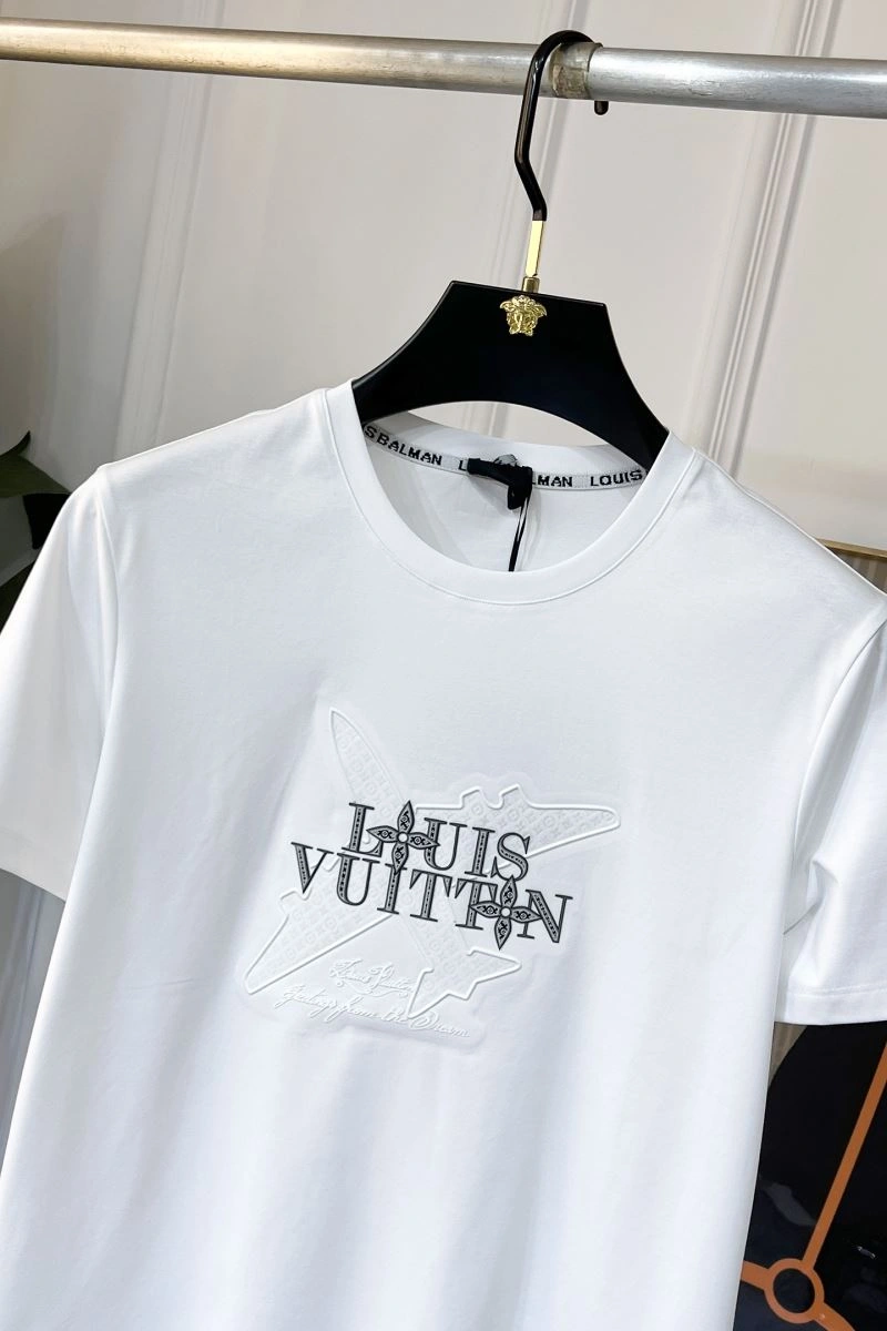 Upgraded Louis Vuitton T-Shirts 134165