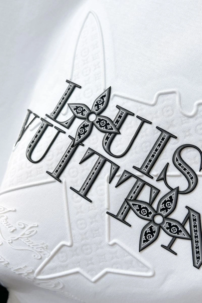 Upgraded Louis Vuitton T-Shirts 134165