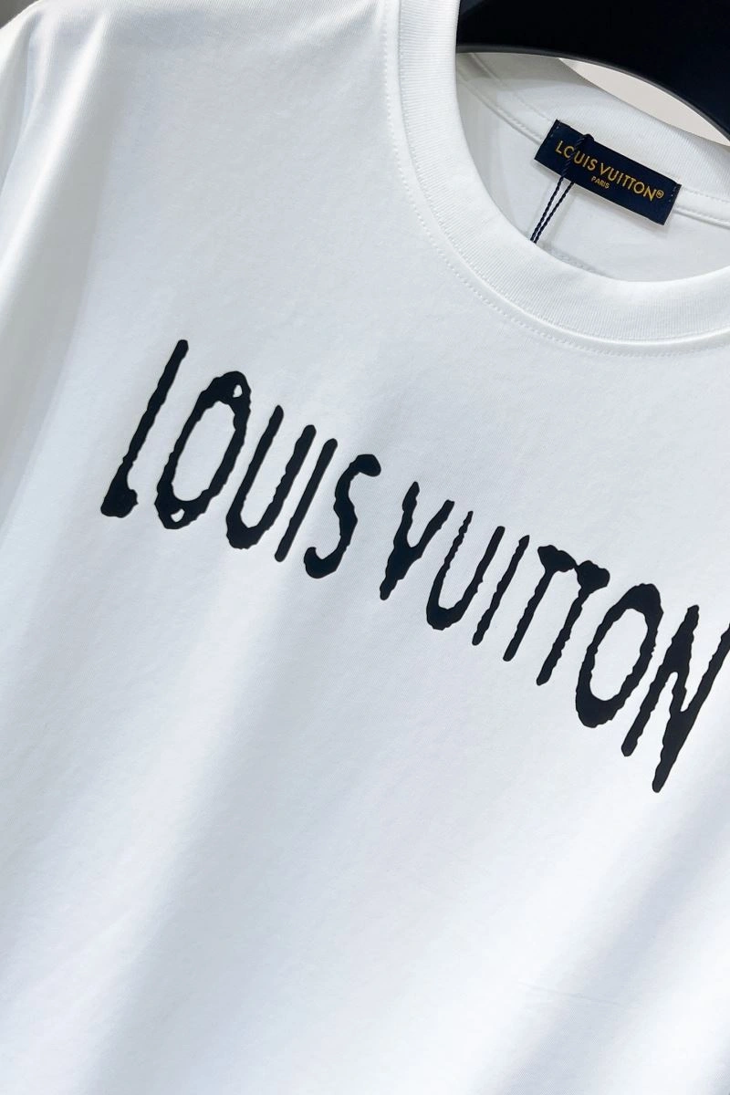 Louis Vuitton T-Shirts Casual 134161