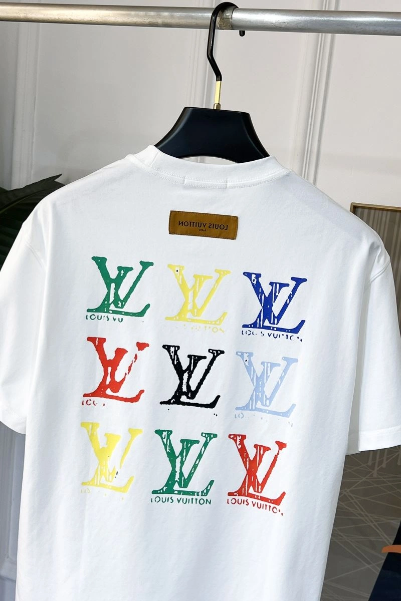 Louis Vuitton T-Shirts Casual 134161
