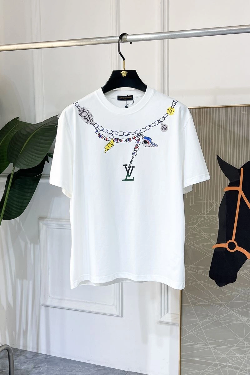 WellDesigned Louis Vuitton T-Shirts 134162