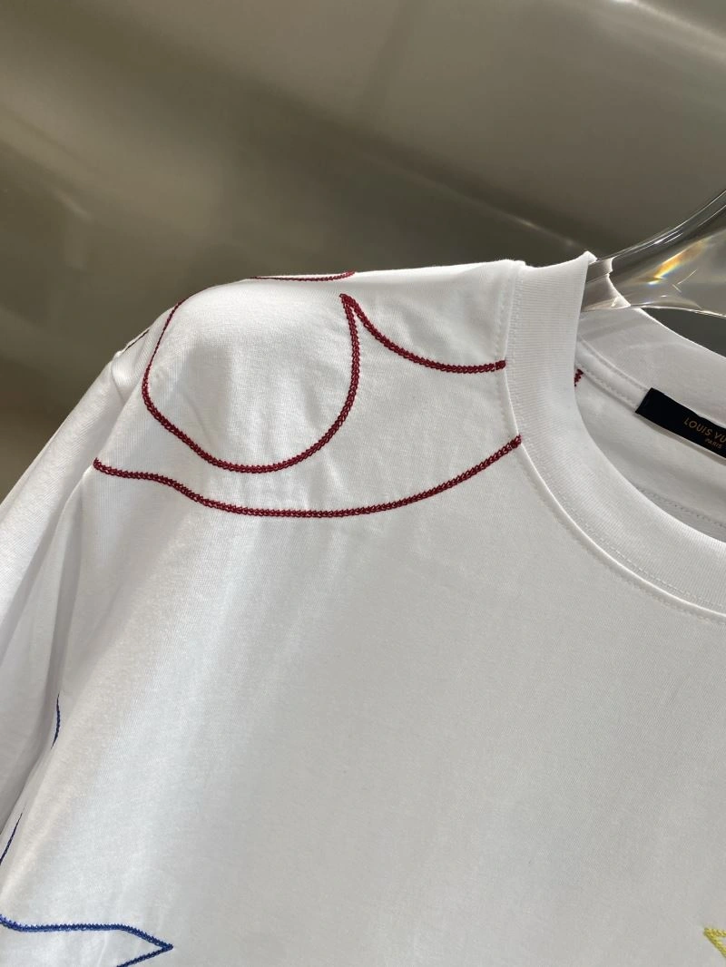 Louis Vuitton T-Shirts Soft 134142