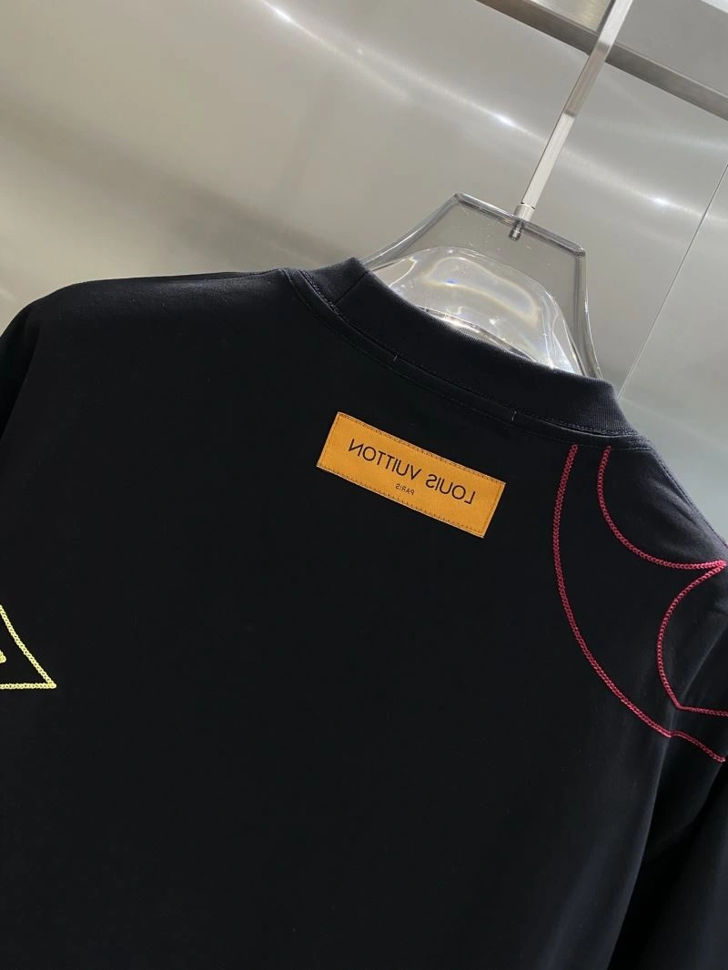 Louis Vuitton T-Shirts Durable 134157