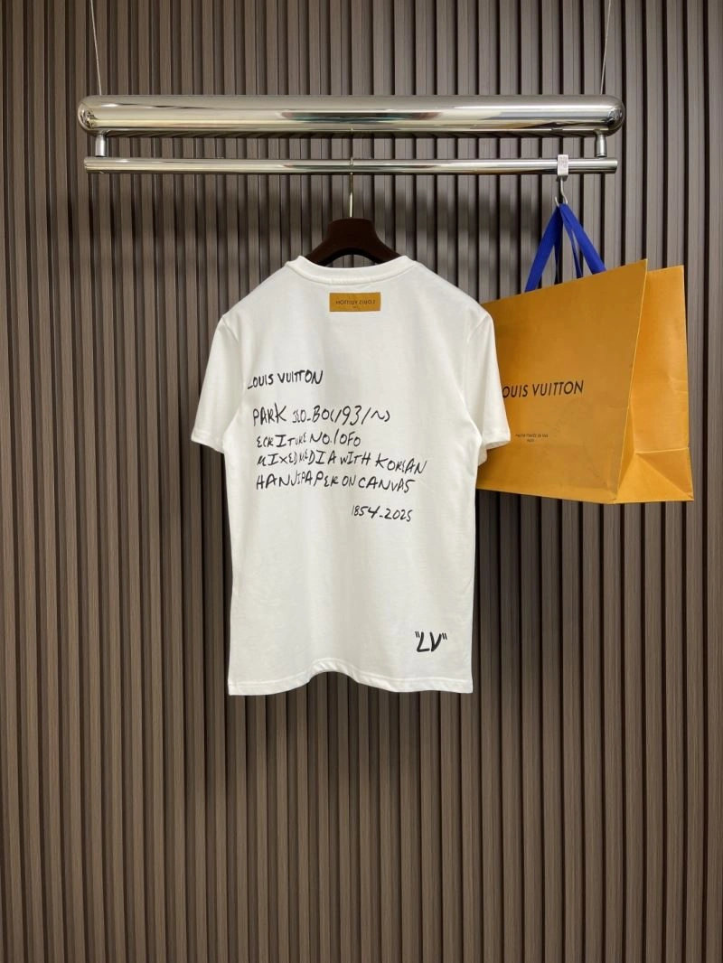 Elegant Louis Vuitton T-Shirts 134141