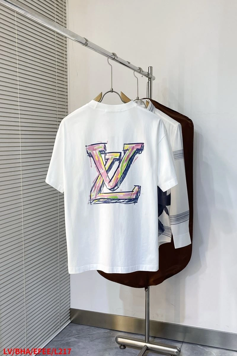 Louis Vuitton T-Shirts Comfortable 134134