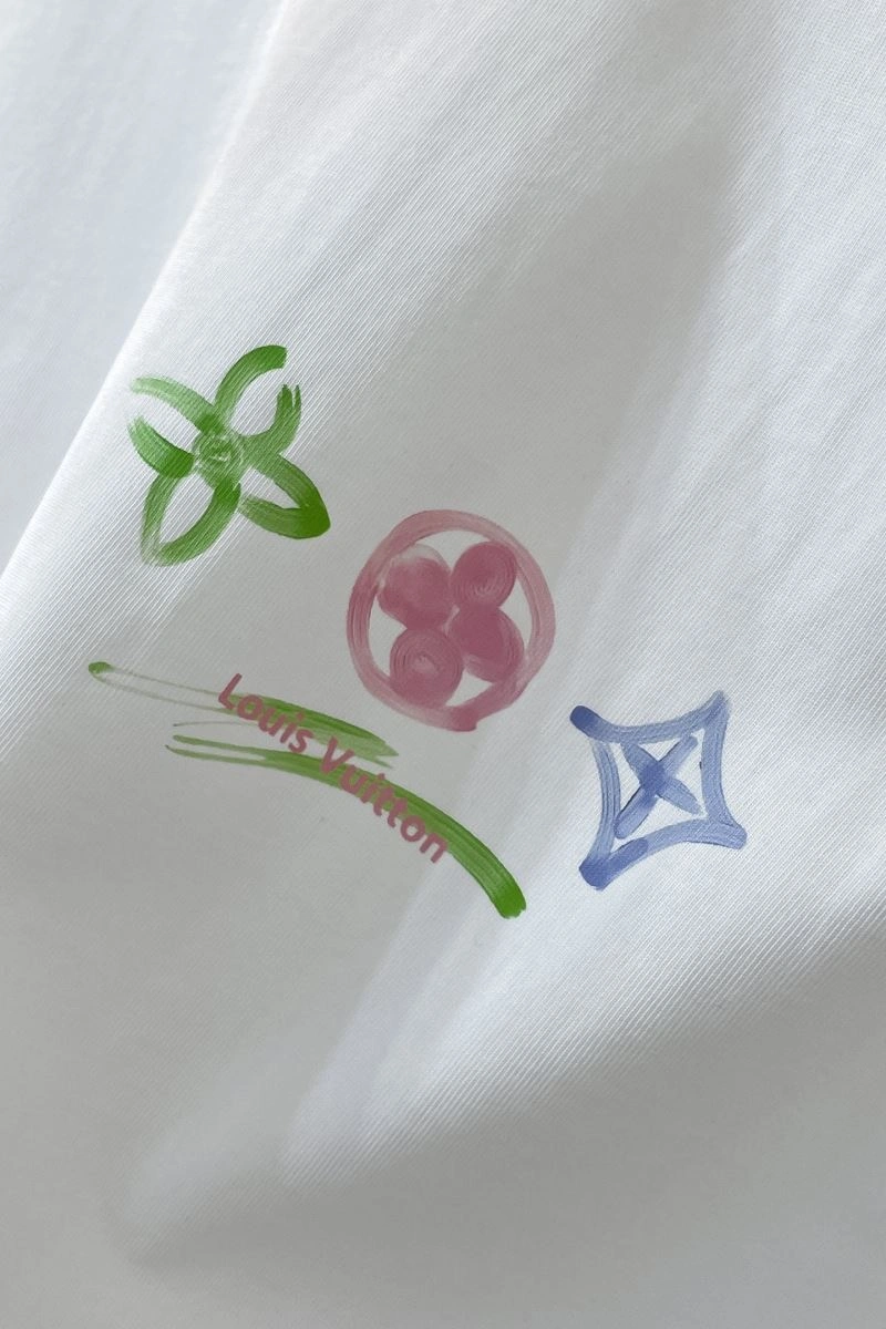 Louis Vuitton T-Shirts Comfortable 134134