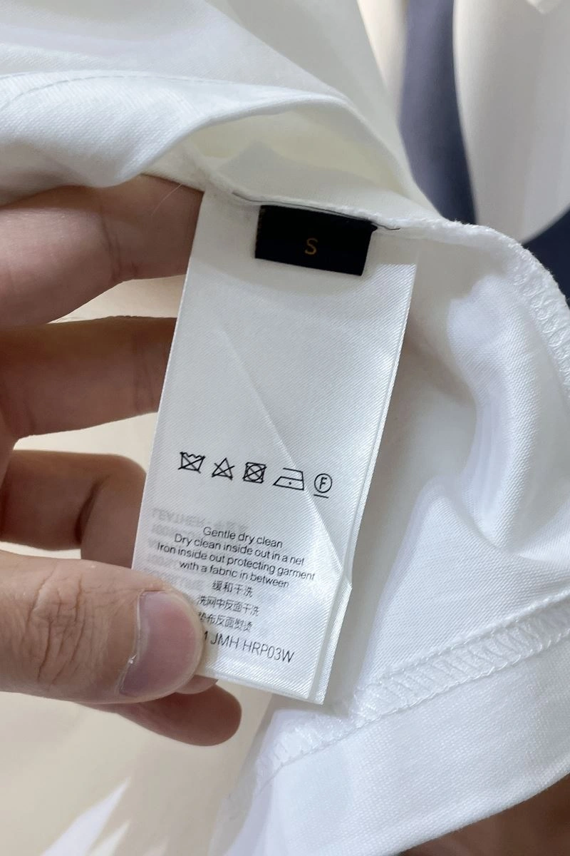 Louis Vuitton T-Shirts Comfortable 134134