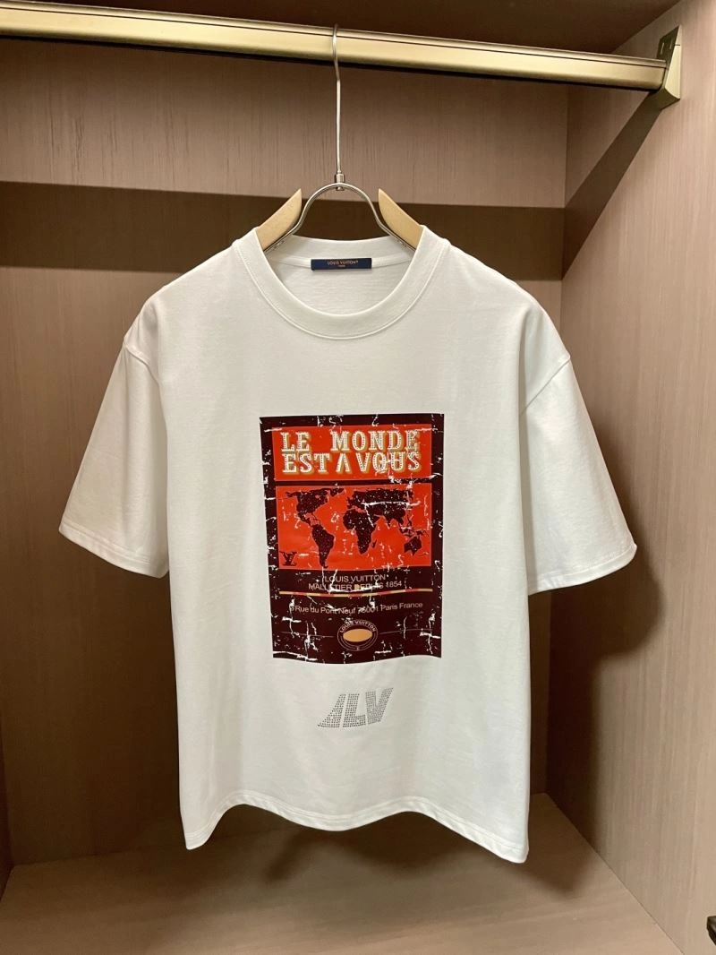 Louis Vuitton T-Shirts Lightweight 134155