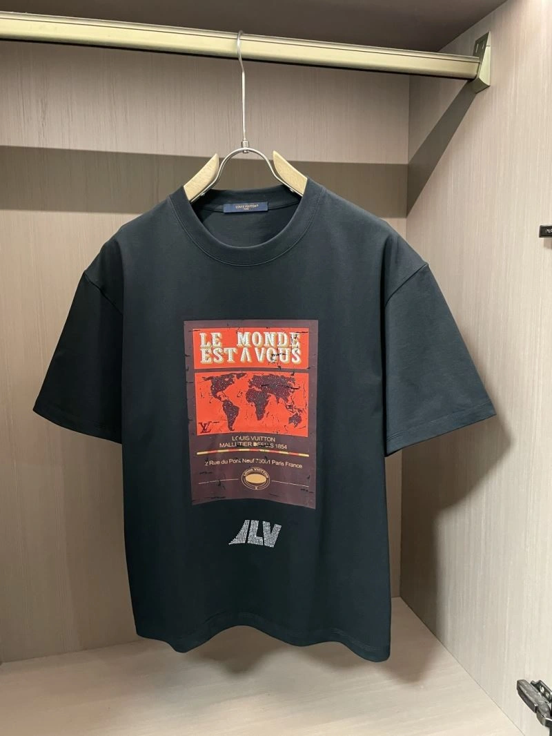 Louis Vuitton T-Shirts Lightweight 134155