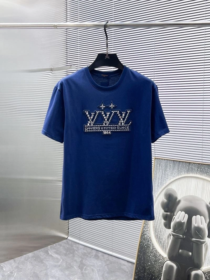 Louis Vuitton T-Shirts Versatile 134148