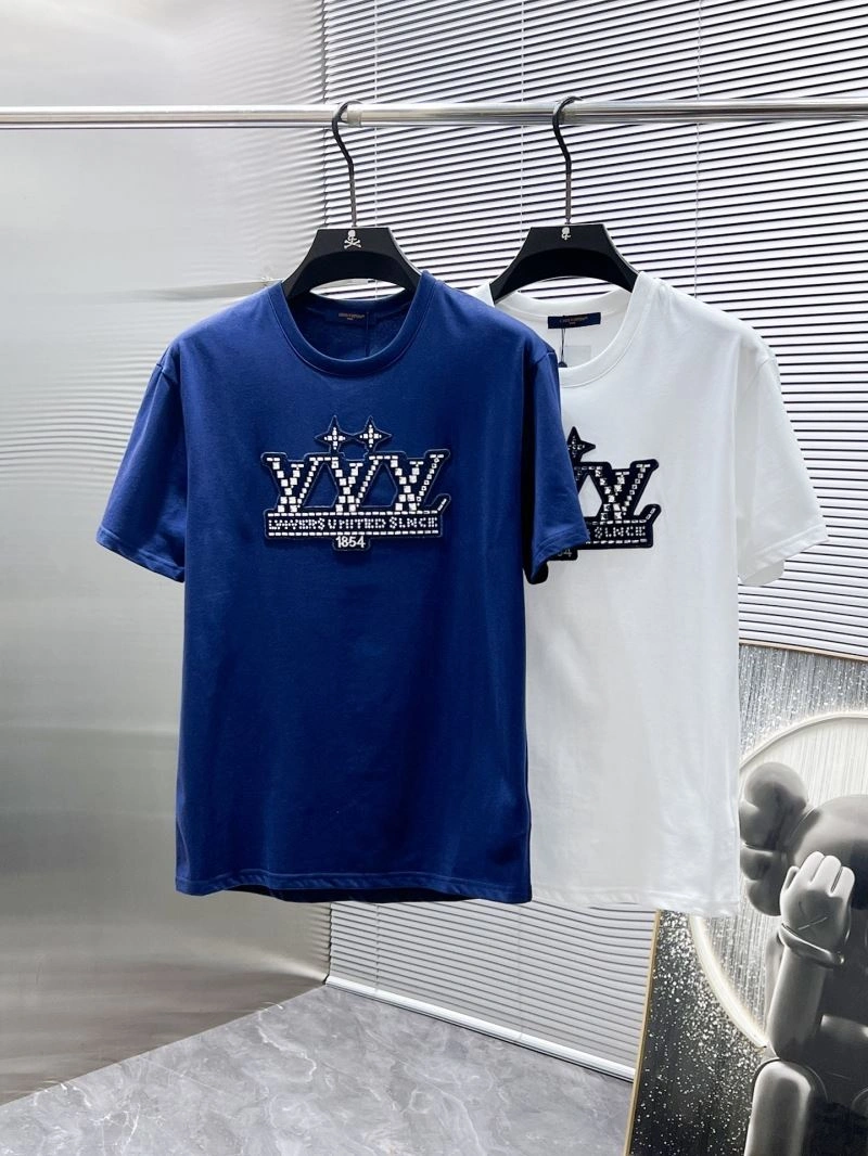 Louis Vuitton T-Shirts Versatile 134148