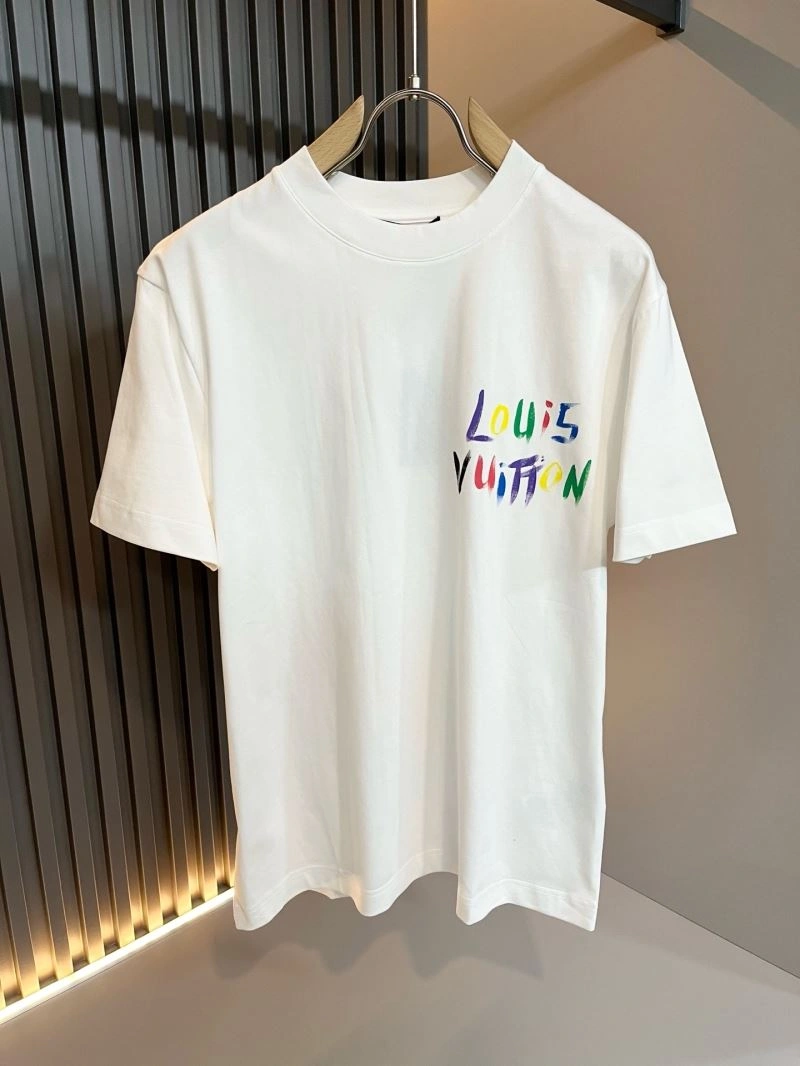 Louis Vuitton T-Shirts Resilient 134151