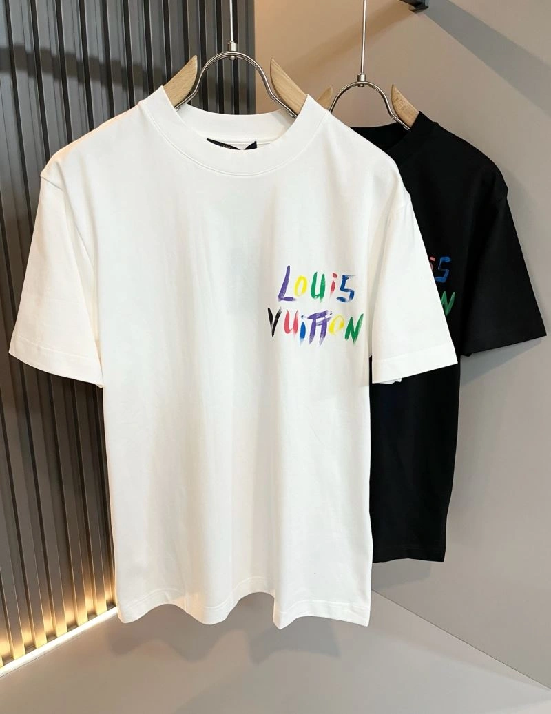 Louis Vuitton T-Shirts Resilient 134151