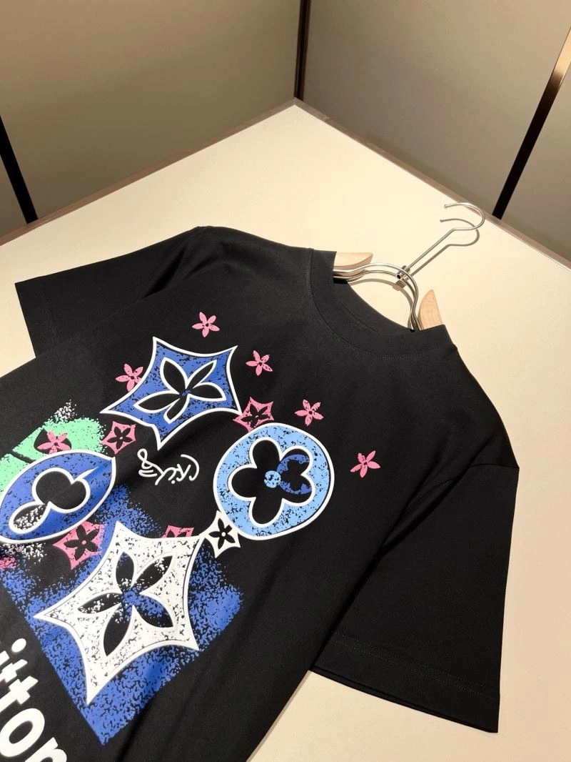 Louis Vuitton T-Shirts QuickDry 134143
