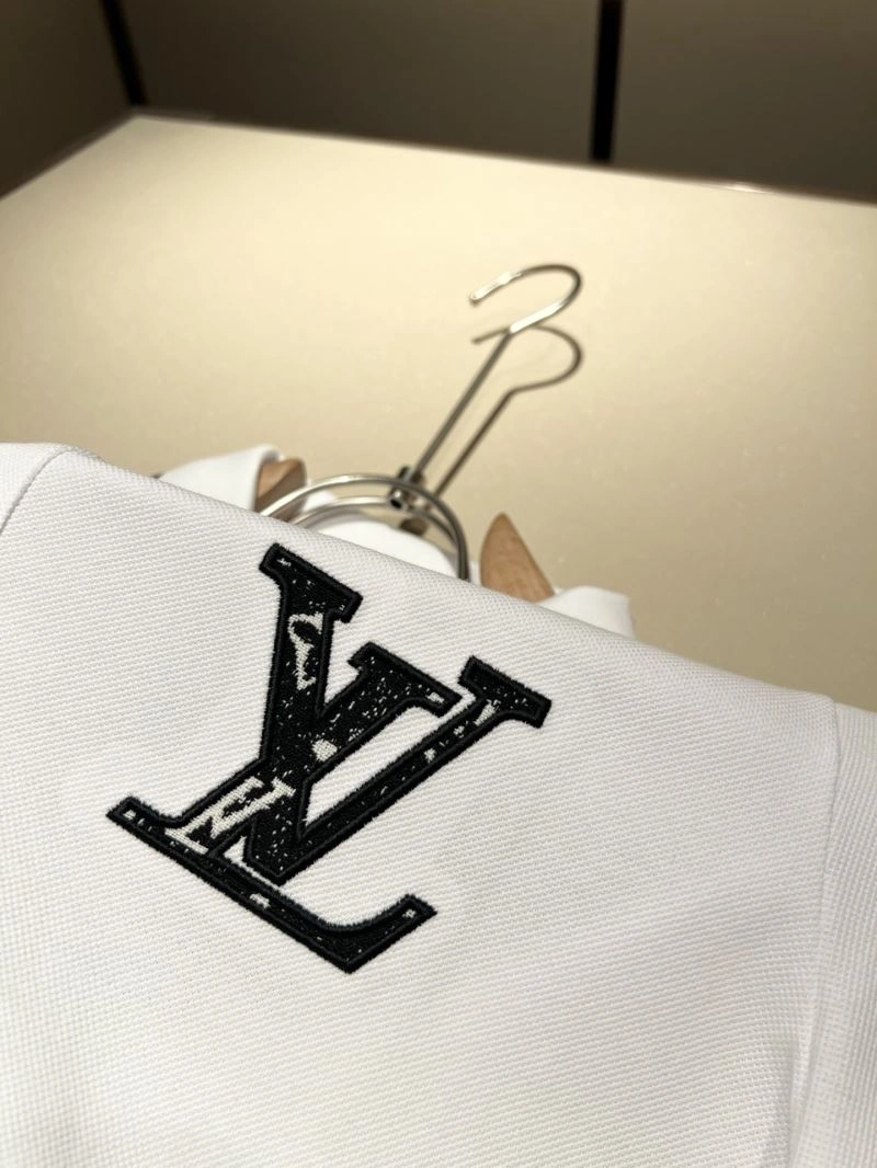 Breathable Louis Vuitton T-Shirts 134144