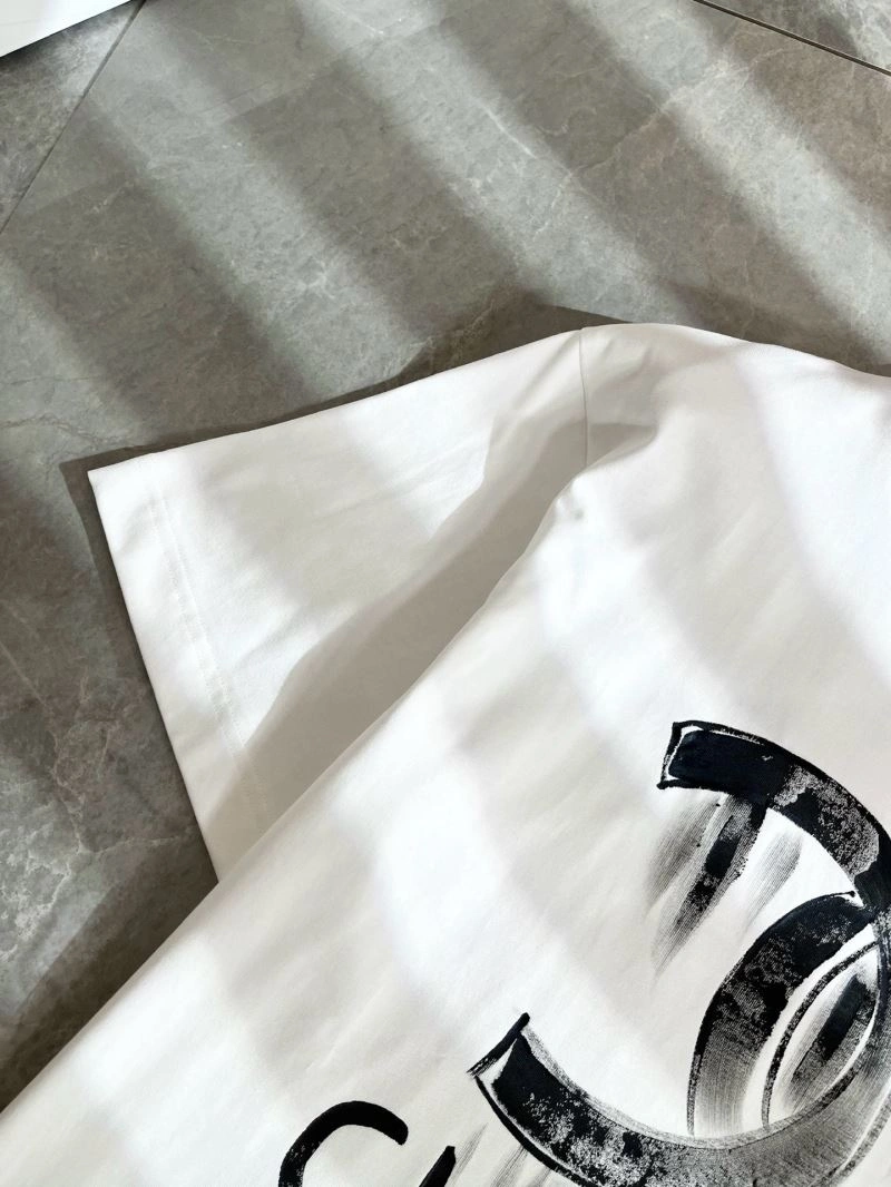 Contemporary Louis Vuitton T-Shirts 134127
