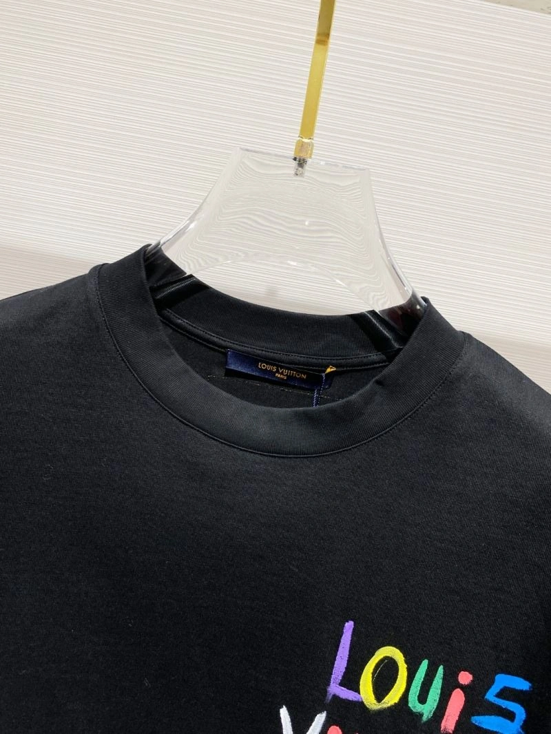 Louis Vuitton T-Shirts Fashionable 134128