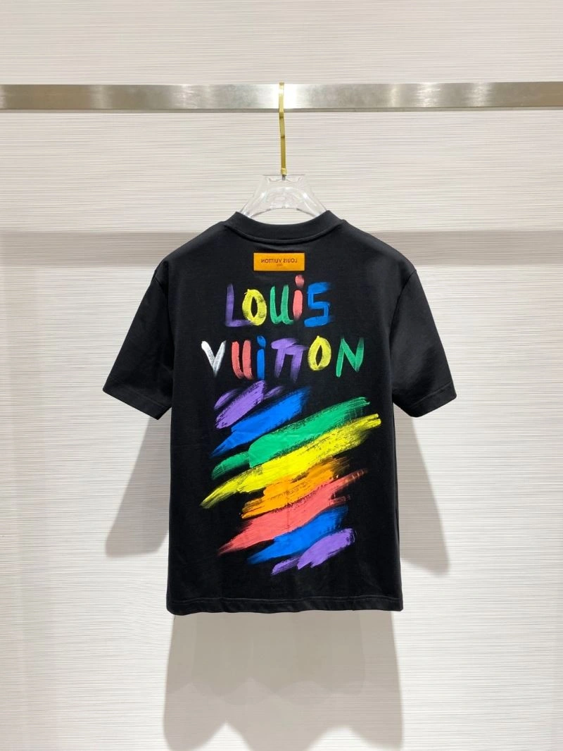 Louis Vuitton T-Shirts Fashionable 134128