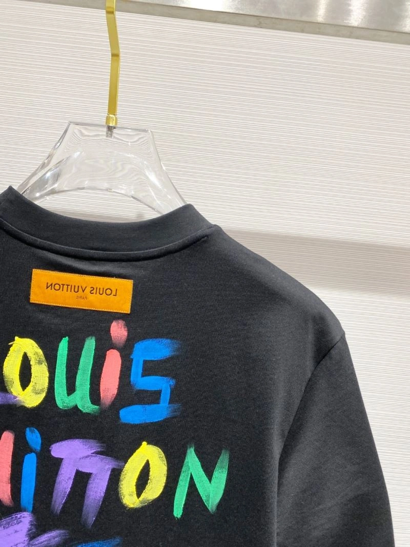 Louis Vuitton T-Shirts Fashionable 134128