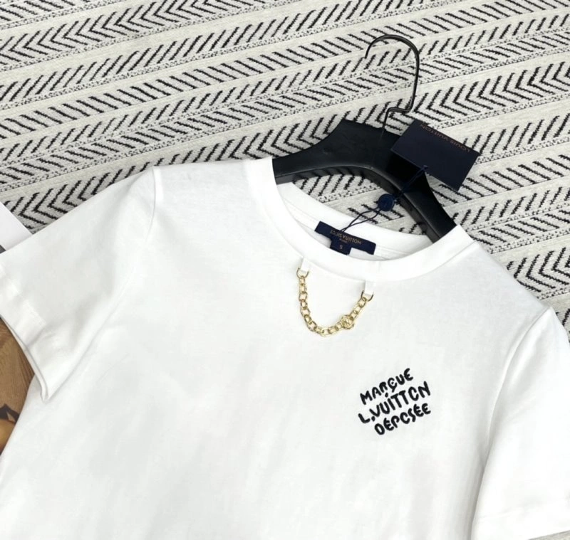 Louis Vuitton T-Shirts Functional 131344