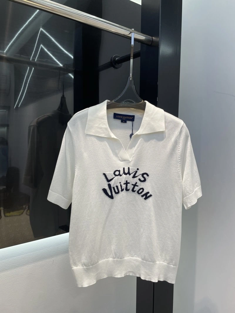 Louis Vuitton T-Shirts WrinkleFree 131323