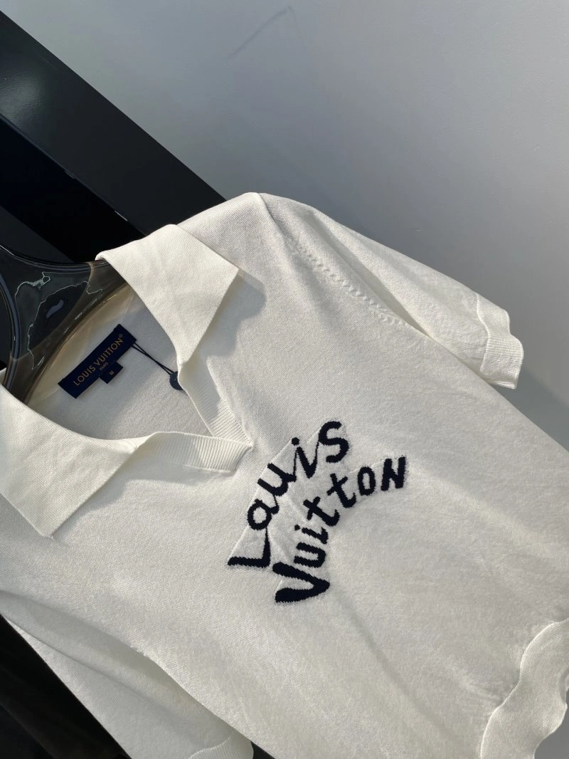 Louis Vuitton T-Shirts WrinkleFree 131323
