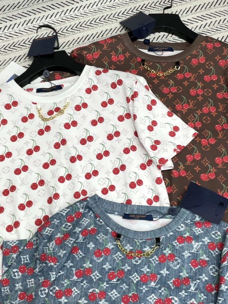 Louis Vuitton T-Shirts Reliable 131343