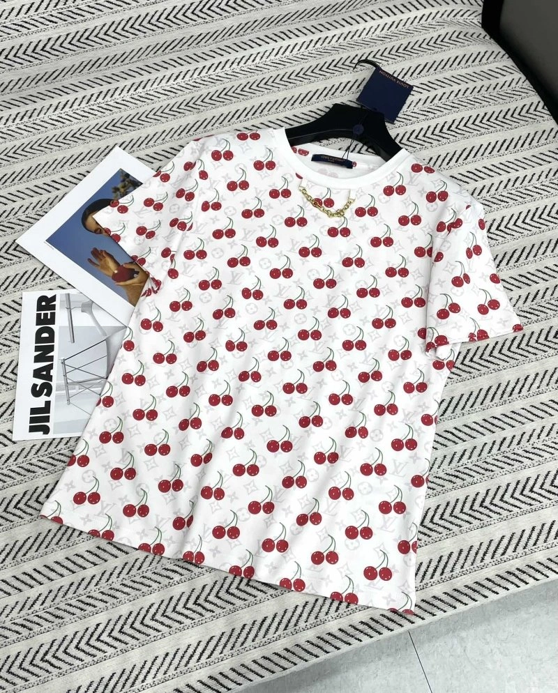 Louis Vuitton T-Shirts Reliable 131343