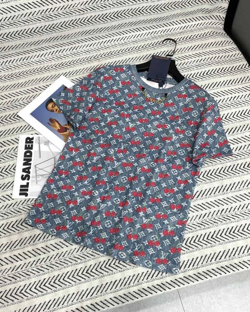 Louis Vuitton T-Shirts Reliable 131343