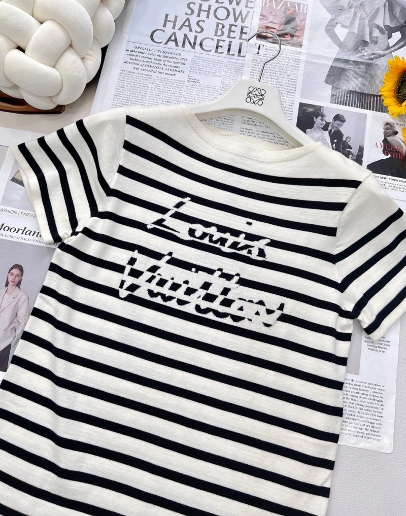 TechFriendly Louis Vuitton T-Shirts 131340