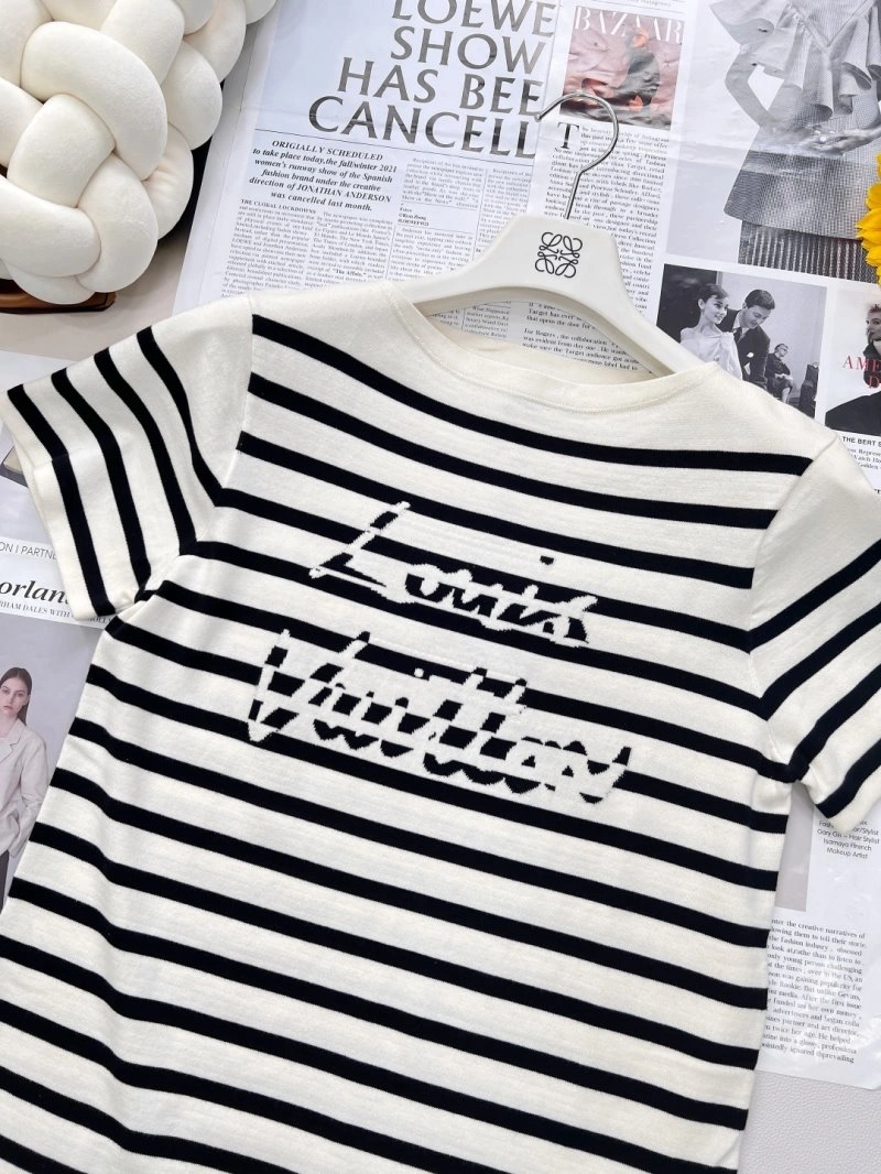 TechFriendly Louis Vuitton T-Shirts 131340