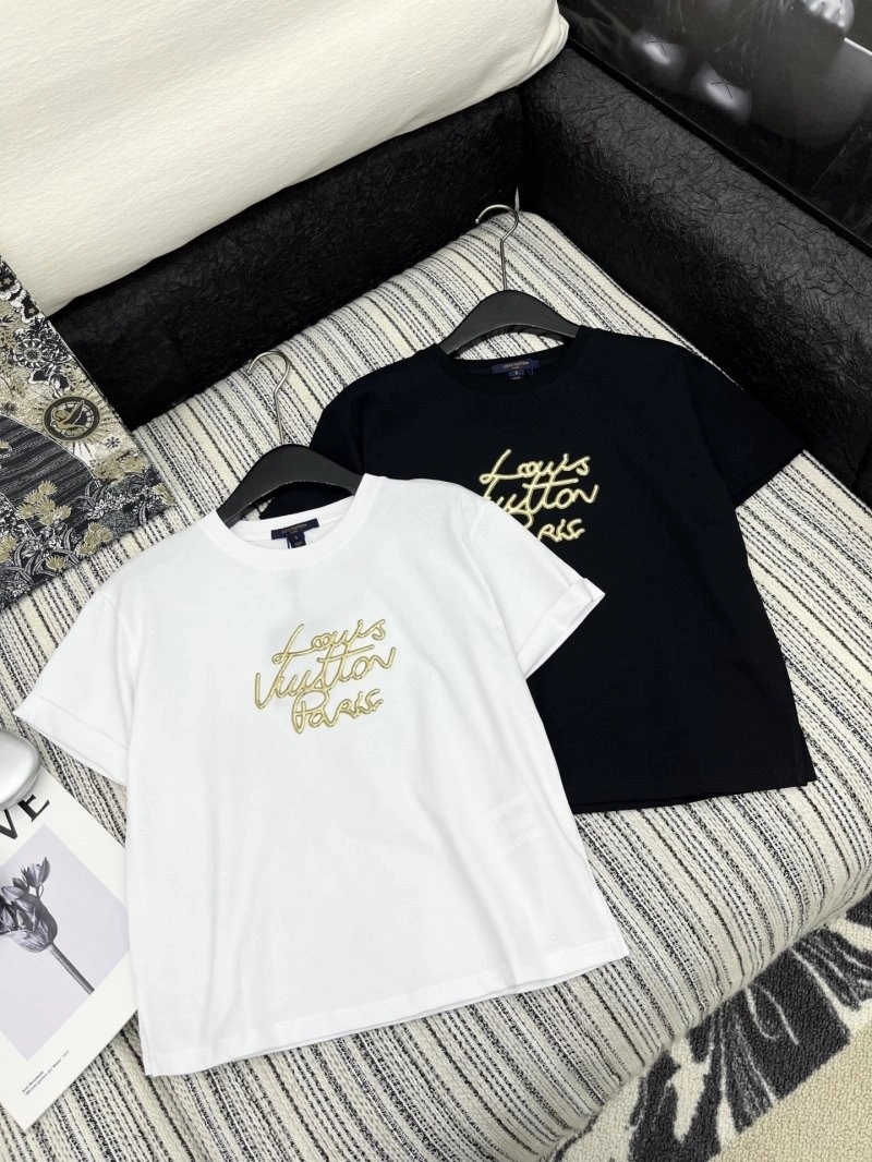 SoftTouch Louis Vuitton T-Shirts 131325