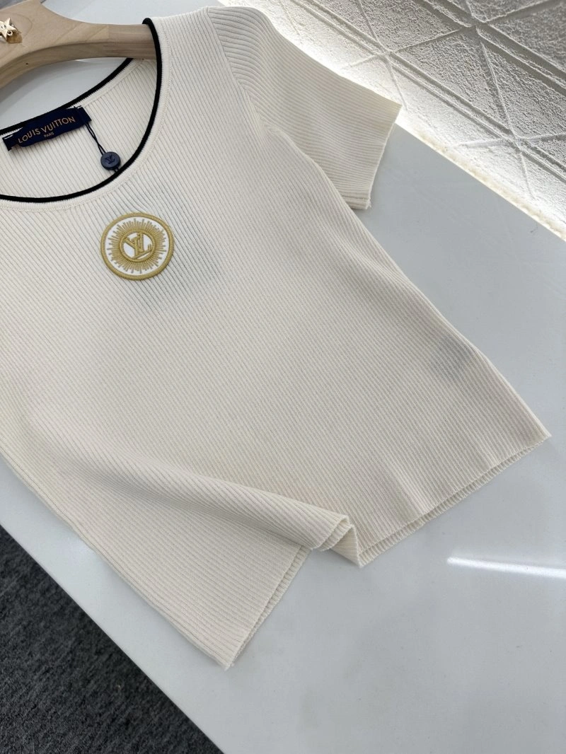 Trendy Louis Vuitton T-Shirts 131320