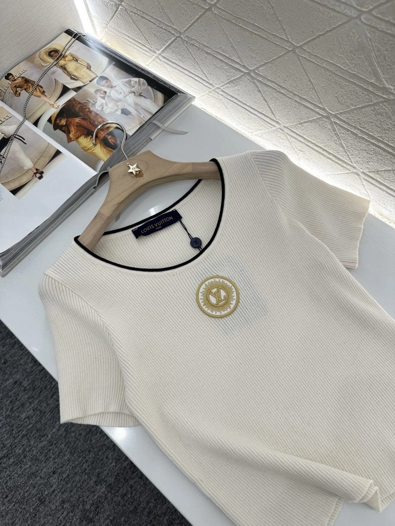 Trendy Louis Vuitton T-Shirts 131320